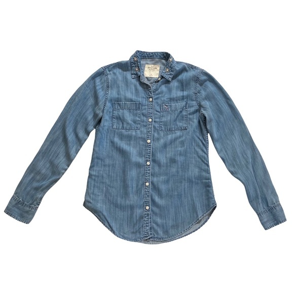 Abercrombie & Fitch Tops - Abercrombie & Fitch Embellished Collar Chambray Top Button Down Shirt